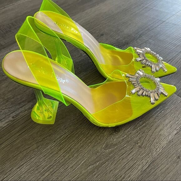 Amina Muaddi Style Rosie Crystal-Embellished Transparent Slingback Pumps - Picture 5 of 10